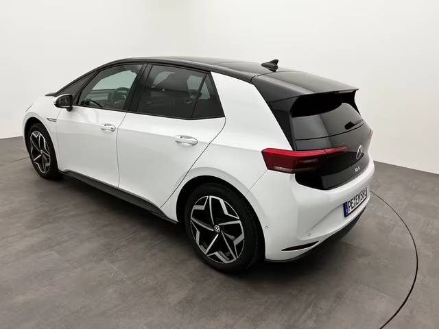 VOLKSWAGEN ID.3 PRO PERFORMANCE – PANO – JANTES 19\" – CAMÉRA – ACC 2023