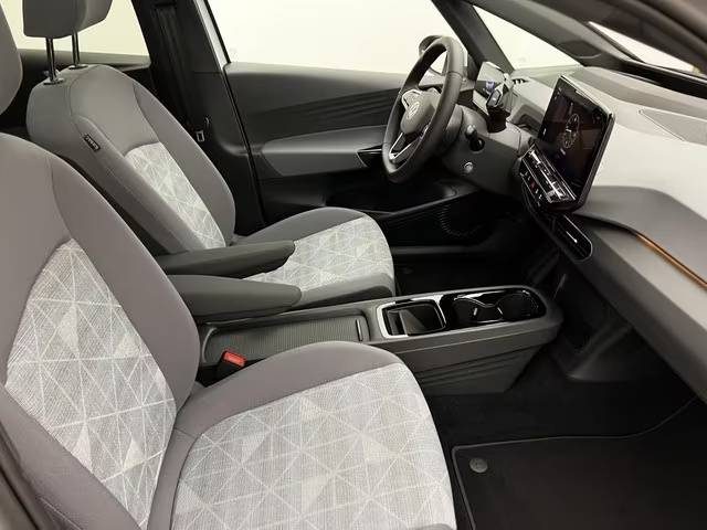 VOLKSWAGEN ID.3 PRO PERFORMANCE – PANO – JANTES 19\" – CAMÉRA – ACC 2023