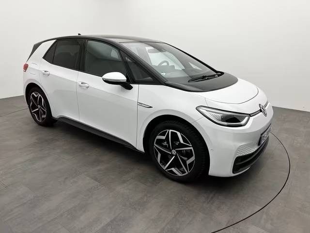 VOLKSWAGEN ID.3 PRO PERFORMANCE – PANO – JANTES 19\" – CAMÉRA – ACC 2023
