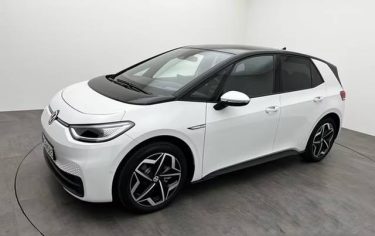 VOLKSWAGEN ID.3 PRO PERFORMANCE – PANO – JANTES 19\" – CAMÉRA – ACC 2023