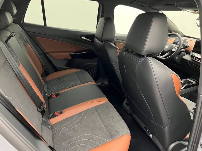 VOLKSWAGEN ID.5 PRO PERFORMANCE – 77 KWH –  PANO – AFFICHAGE TÊTE HAUTE AR – CAMÉRA 360° – ACC 2022