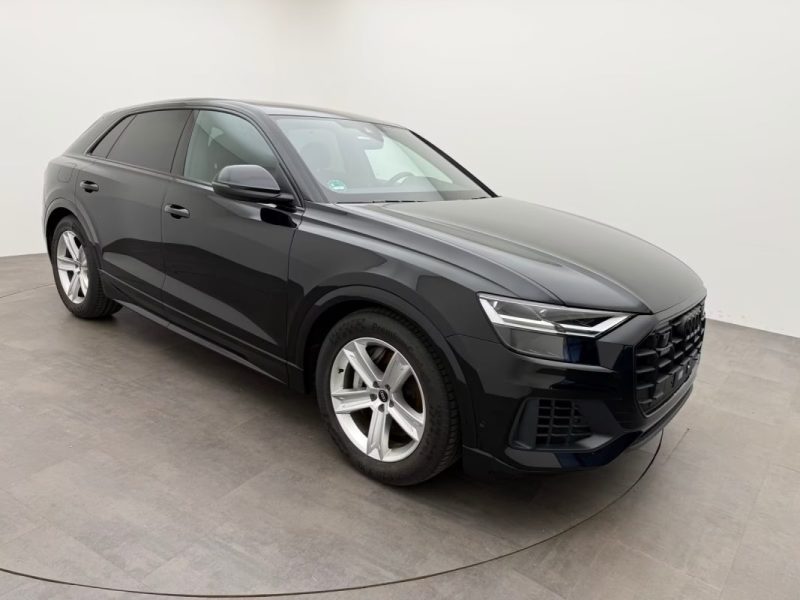 AUDI Q8 55 TFSI E QUATTRO BUSINESS BLACK – SUSPENSION PNEUMATIQUE – VIRTUAL COCKPIT – CAMÉRA 2022
