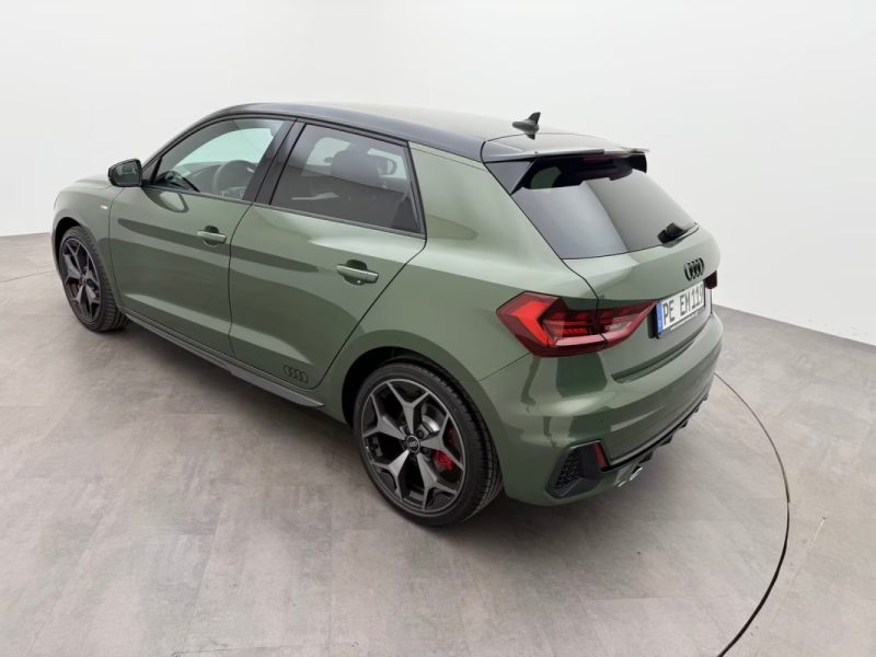 AUDI A1 SPORTBACK 40 TFSI S TRONIC S LINE – JANTES 18\" – CAMÉRA – ACC 2025
