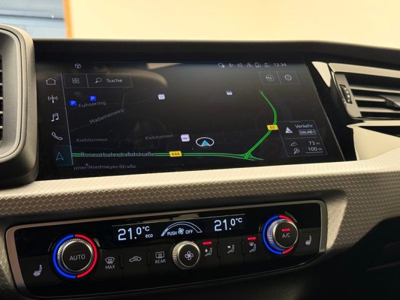 AUDI A1 SPORTBACK 40 TFSI S TRONIC S LINE – PACK NOIR – MATRIX LED – CAMÉRA 2025