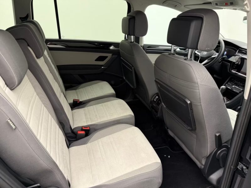 VOLKSWAGEN TOURAN 2.0 TDI DSG HIGHLINE – 7 PL – ACC – DISCOVER MEDIA – ATTELAGE – CAMÉRA 2024