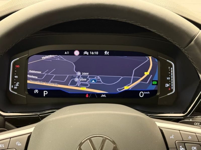 VOLKSWAGEN TOURAN 2.0 TDI DSG HIGHLINE – 7 PL – ACC – DISCOVER MEDIA – ATTELAGE – CAMÉRA 2024
