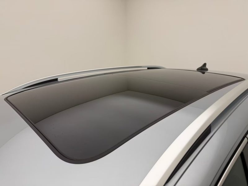 VOLKSWAGEN TIGUAN 1.5 EHYBRID DSG ELEGANCE – PACK DARK – TOIT PANORAMIQUE – IQ.LIGHT HD – CAMÉRA 360° – ATTELAGE 2025