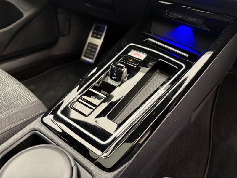 VOLKSWAGEN GOLF 8 GTD 2.0 TDI DSG – PANO – HARMAN KARDON – MATRIX LED – JANTES 19\" 2024