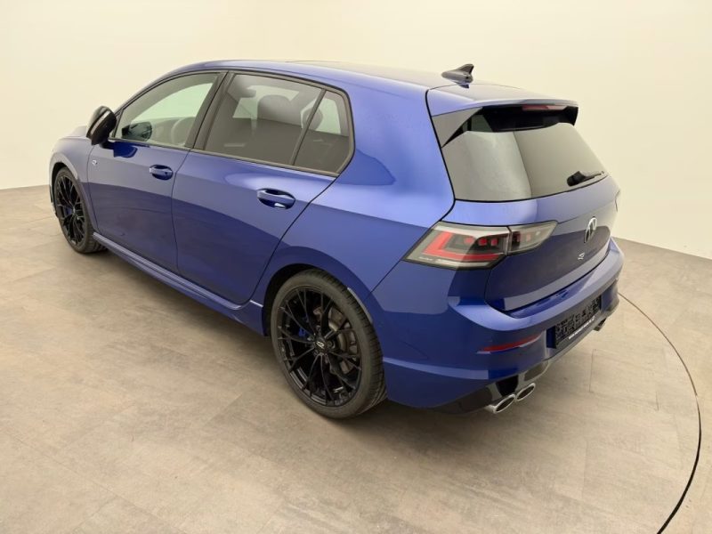 VOLKSWAGEN GOLF 8 PHASE 2 R 2.0 TSI DSG 4MOTION 333 CH – PANO – DCC – MATRIX LED – CAMÉRA 360° 2025
