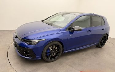 VOLKSWAGEN GOLF 8 PHASE 2 R 2.0 TSI DSG 4MOTION 333 CH – PANO – DCC – MATRIX LED – CAMÉRA 360° 2025