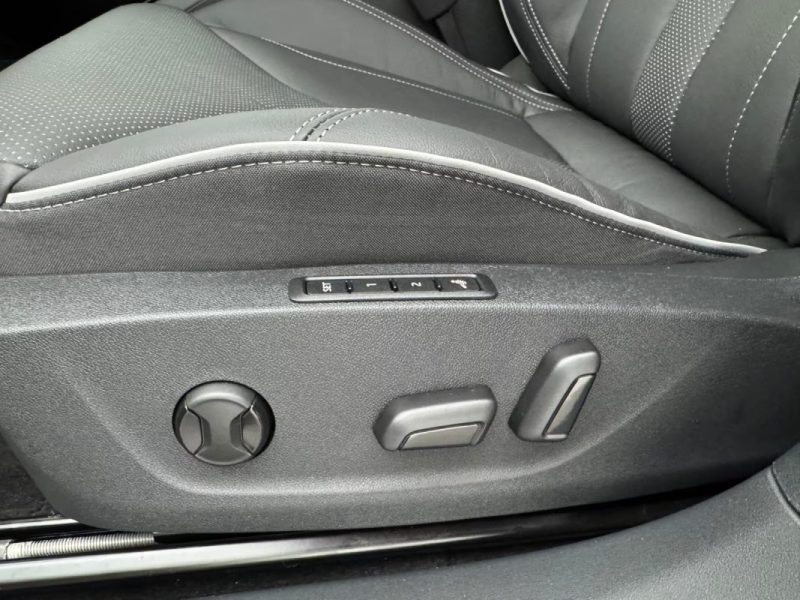SKODA ENYAQ RS 4X4 – 82 KWH – PANO – CAMÉRA 360° – CANTON – DCC 2024