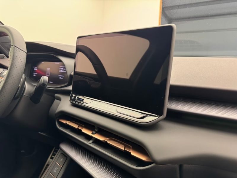 CUPRA TERRAMAR VZ 1.5 EHYBRID DSG – PANO – CUIR – SENNHEISER – CAMÉRA 360° – DCC