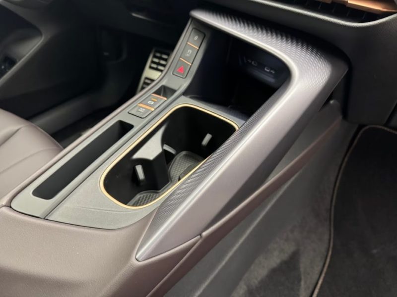 CUPRA TERRAMAR VZ 1.5 EHYBRID DSG – PANO – CUIR – SENNHEISER – CAMÉRA 360° – DCC