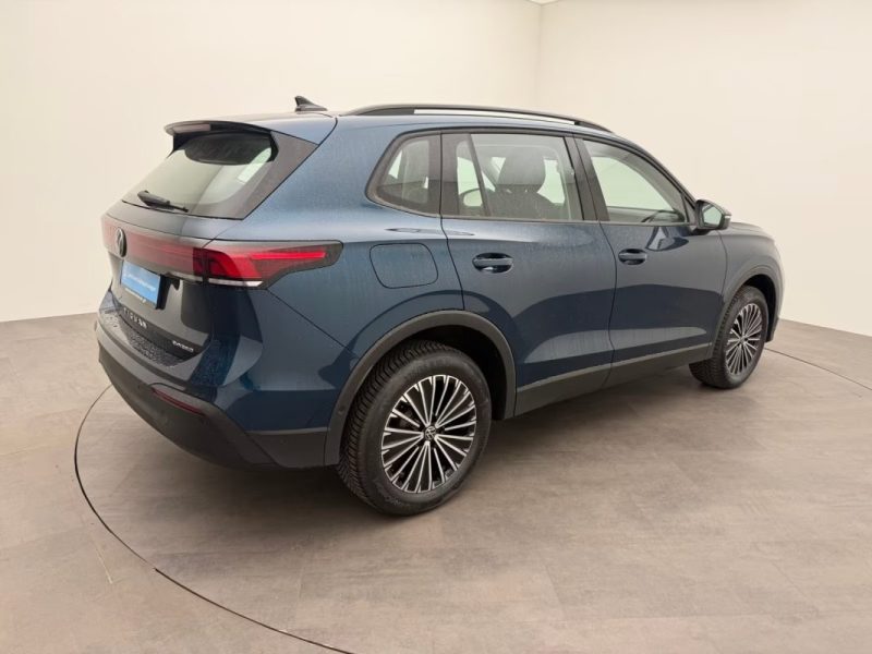 VOLKSWAGEN TIGUAN 1.5 EHYBRID DSG LIFE – DCC – NAVIGATION DISCOVER PRO – ATTELAGE 2024