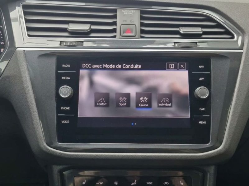 VOLKSWAGEN TIGUAN BLACK STYLE 2023