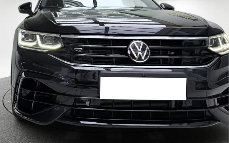 VOLKSWAGEN TIGUAN BLACK STYLE 2023