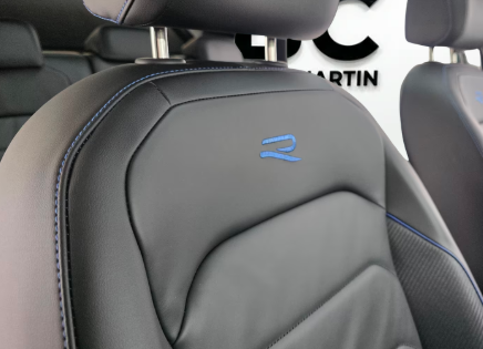VOLKSWAGEN TIGUAN BLACK STYLE 2023