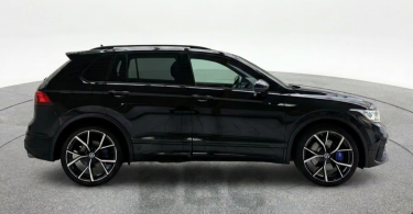 VOLKSWAGEN TIGUAN BLACK STYLE 2023