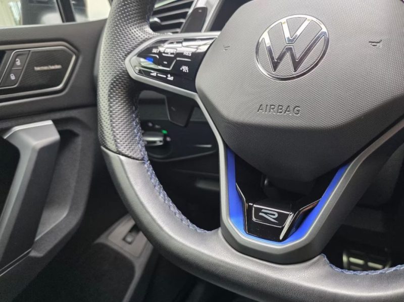 VOLKSWAGEN TIGUAN BLACK STYLE 2023