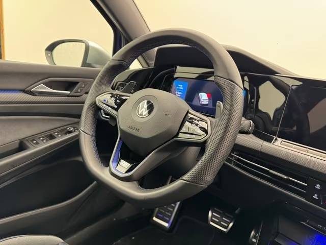 VOLKSWAGEN GOLF 8 R 2.0 TSI DSG 4MOTION – CAMÉRA – KESSY – ACC 2022