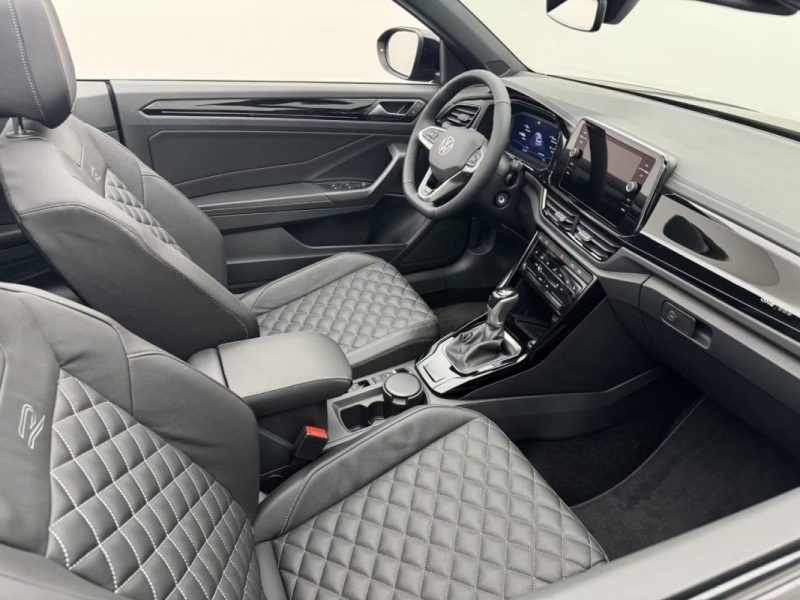 VOLKSWAGEN T-ROC CABRIOLET 1.5 TSI DSG R-LINE EDITION – CAMÉRA – ACC – CARPLAY 2024