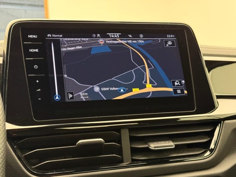 VOLKSWAGEN T-ROC CABRIOLET 1.5 TSI DSG R-LINE BLACK STYLE – DCC – MATRIX LED – BEATS – CAMÉRA 2023
