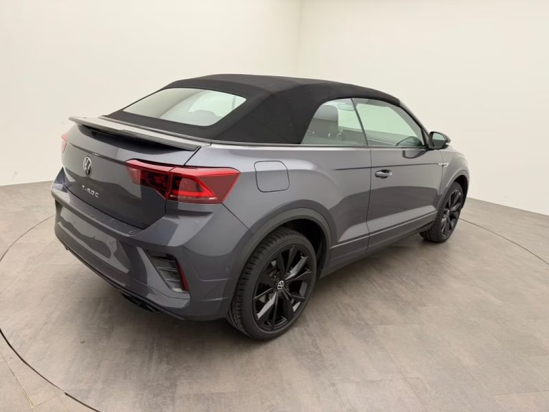 VOLKSWAGEN T-ROC CABRIOLET 1.5 TSI DSG R-LINE BLACK STYLE – DCC – MATRIX LED – BEATS – CAMÉRA 2023