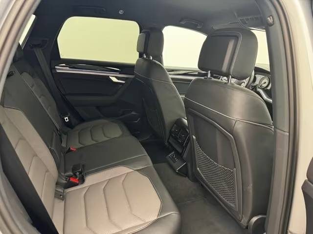 VOLKSWAGEN TOUAREG V6 TDI DSG 4MOTION R-LINE – SUSPENSIONS PNEUMATIQUES – ATTELAGE 2021