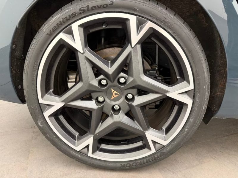 CUPRA LEON SPORTSTOURER VZ 1.5 EHYBRID DSG – TOIT OUVRANT – CAMÉRA – VIRTUAL COCKPIT 2024