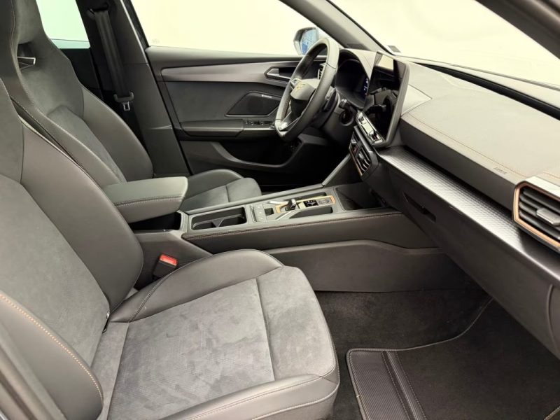 CUPRA LEON SPORTSTOURER VZ 1.5 EHYBRID DSG – TOIT OUVRANT – CAMÉRA – VIRTUAL COCKPIT 2024