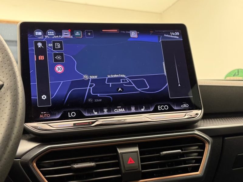 CUPRA LEON SPORTSTOURER VZ 1.5 EHYBRID DSG – TOIT OUVRANT – CAMÉRA – VIRTUAL COCKPIT 2024