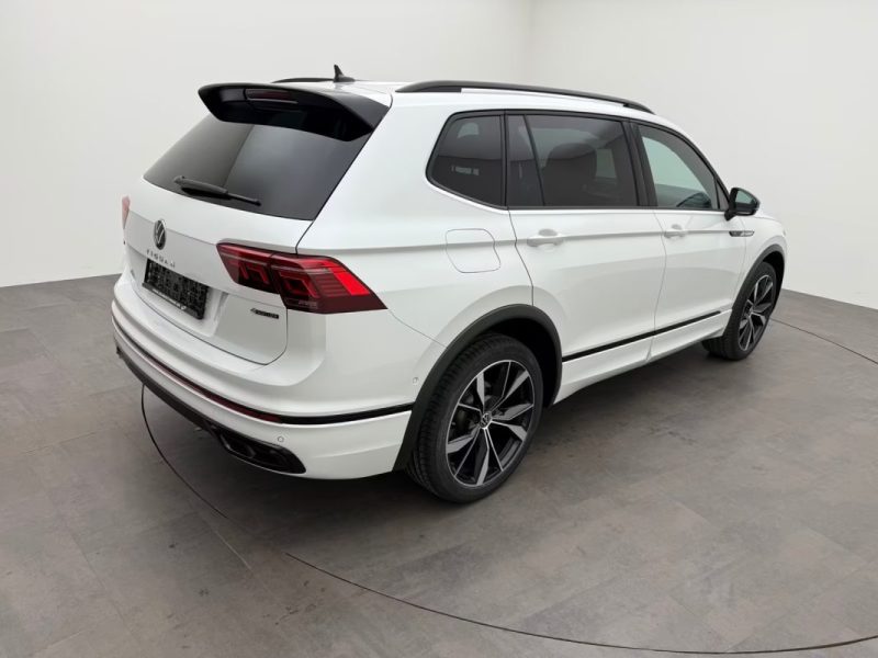 VOLKSWAGEN TIGUAN ALLSPACE 2.0 TDI DSG 4MOTION R-LINE 7 PLACES – ATTELAGE – CAMÉRA – DIGITAL COCKPIT 2025