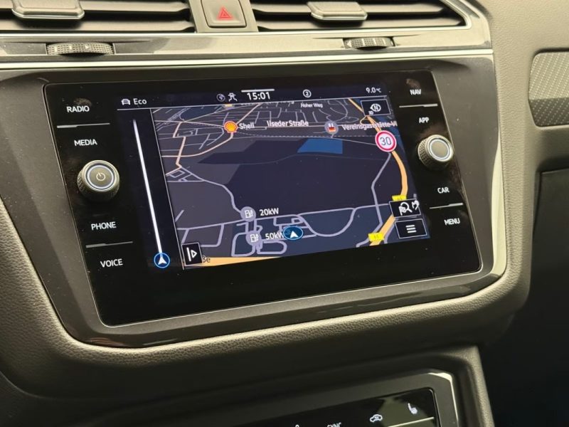 VOLKSWAGEN TIGUAN ALLSPACE 2.0 TDI DSG 4MOTION R-LINE 7 PLACES – ATTELAGE – CAMÉRA – DIGITAL COCKPIT 2025
