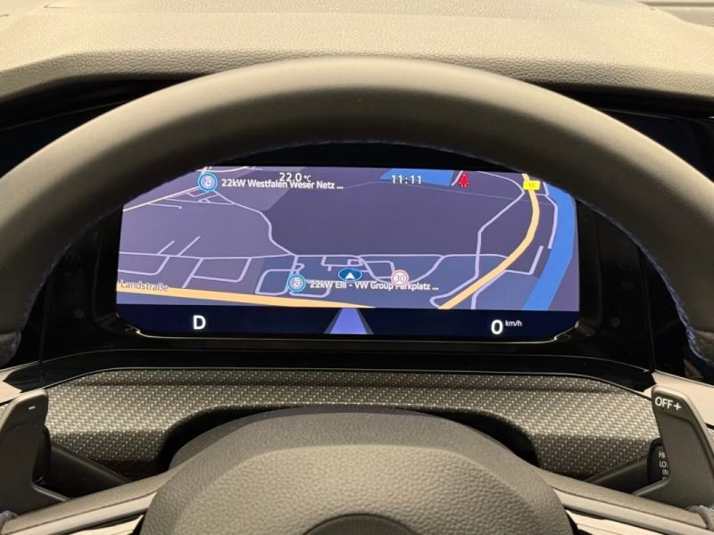 VOLKSWAGEN GOLF 8 R 2.0 TSI DSG 4MOTION R-PERFORMANCE – TOIT PANO – HUD 2022