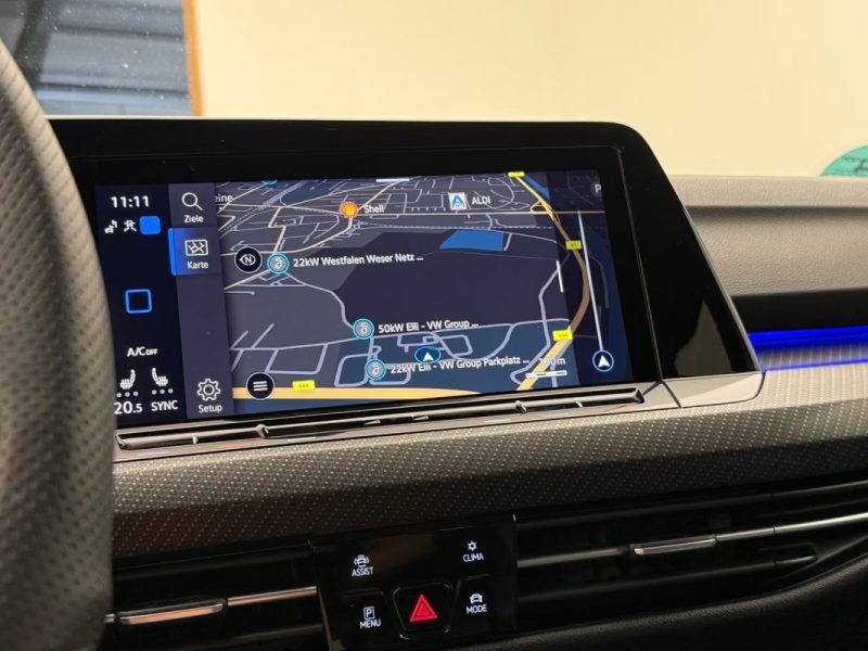 VOLKSWAGEN GOLF 8 R 2.0 TSI DSG 4MOTION R-PERFORMANCE – TOIT PANO – HUD 2022