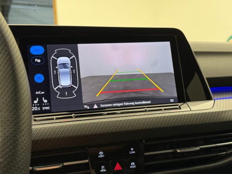 VOLKSWAGEN GOLF 8 R 2.0 TSI DSG 4MOTION R-PERFORMANCE – TOIT PANO – HUD 2022