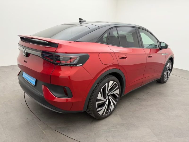 VOLKSWAGEN ID.5 GTX 4MOTION 77KWH – TOIT PANO – CAMÉRA 360° – HUD – ATTELAGE 2022