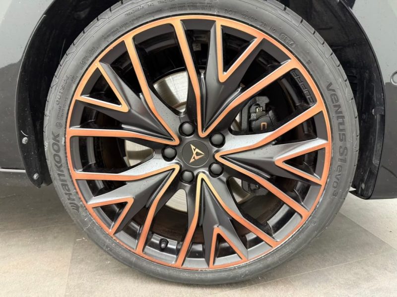CUPRA LEON SPORTSTOURER VZ 1.5 EHYBRID DSG – ACC – CAMÉRA – DCC 2024