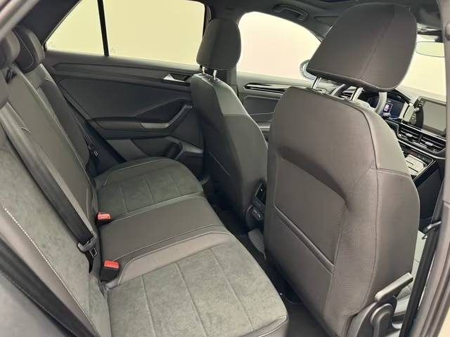 VOLKSWAGEN T-ROC 1.5 TSI DSG R-LINE NOIRSTYLE – TOIT OUVRANT – BEATS – IQ.LIGHT – ACC 2024