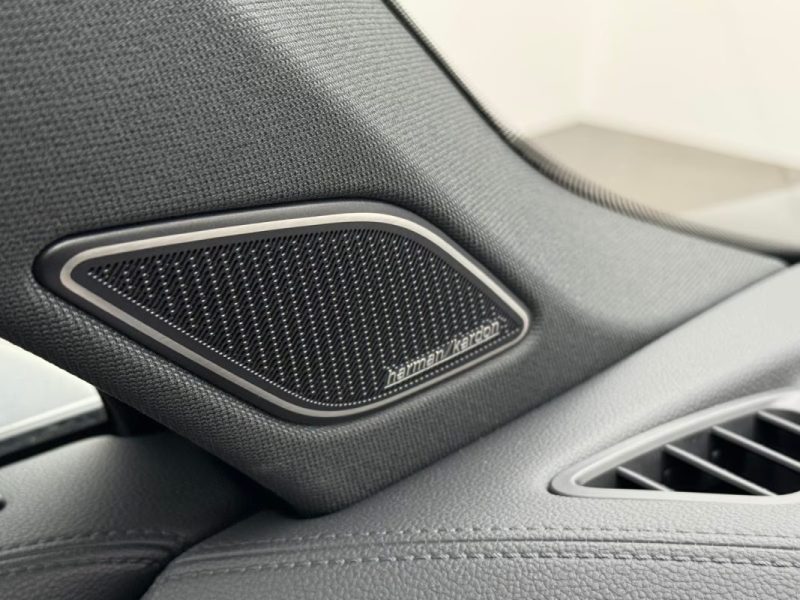 VOLKSWAGEN TIGUAN 2.0 TDI DSG 4MOTION R-LINE NOIRSTYLE – DCC – HARMAN KARDON – HUD 2025