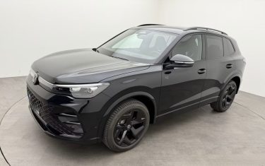 VOLKSWAGEN TIGUAN 2.0 TDI DSG 4MOTION R-LINE NOIRSTYLE – DCC – HARMAN KARDON – HUD 2025