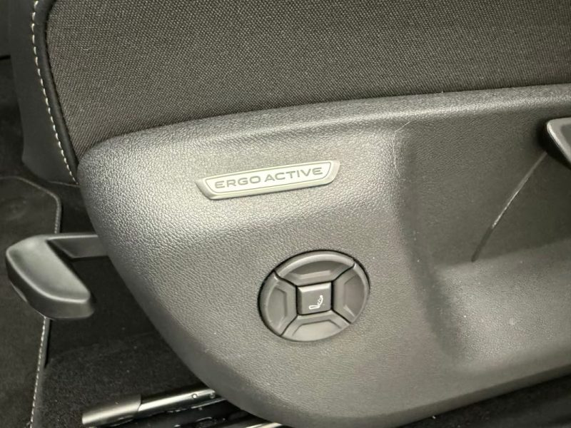 VOLKSWAGEN TIGUAN 2.0 TDI DSG 4MOTION R-LINE NOIRSTYLE – DCC – HARMAN KARDON – HUD 2025