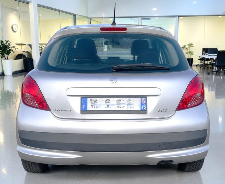 PEUGEOT 207 1.4 5PORTES GARANTIE 6MOIS