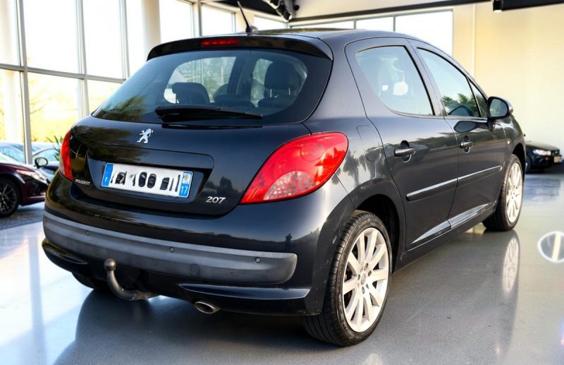 PEUGEOT 207 1.6 HDI 110 EXECUTIVE TOUTES OPTIONS GARANTIE 6MOIS