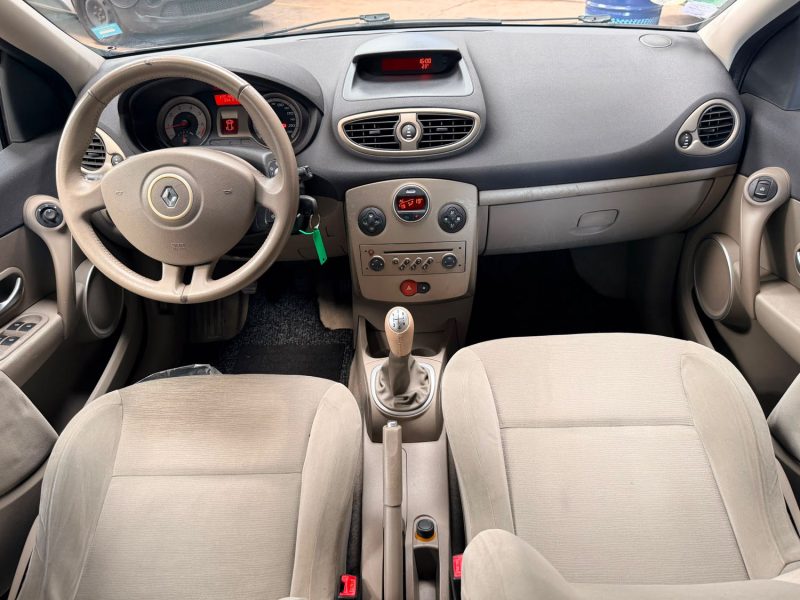 RENAULT CLIO III 1.4I 98cv PRIVILEGE CLIM 2007
