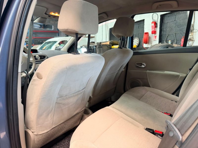 RENAULT CLIO III 1.4I 98cv PRIVILEGE CLIM 2007