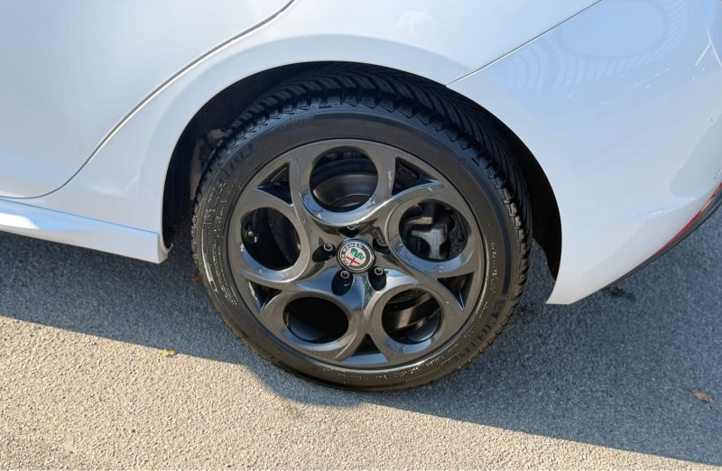 Alfa Romeo Giulietta Serie 2 2.0 JTDM 150ch Lusso – Gps – Clim – Révisée & garantie 6 mois