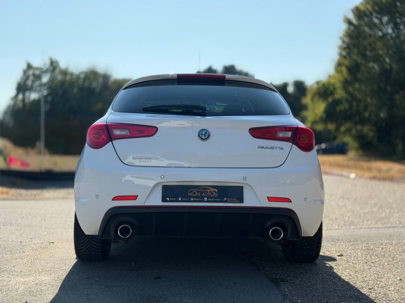Alfa Romeo Giulietta Serie 2 2.0 JTDM 150ch Lusso – Gps – Clim – Révisée & garantie 6 mois