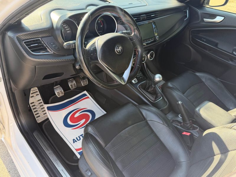 Alfa Romeo Giulietta Serie 2 2.0 JTDM 150ch Lusso – Gps – Clim – Révisée & garantie 6 mois