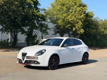Alfa Romeo Giulietta Serie 2 2.0 JTDM 150ch Lusso – Gps – Clim – Révisée & garantie 6 mois